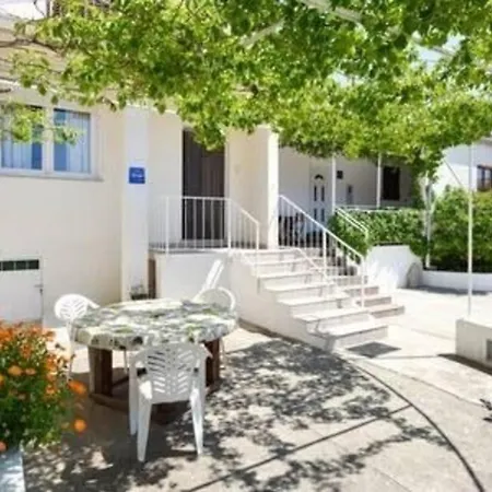 بيت للعطل Schoenes Haus Mit Privatem Garten *